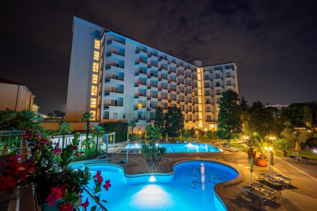 hotel image 8