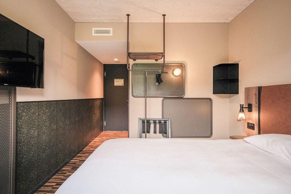 hotel image 11