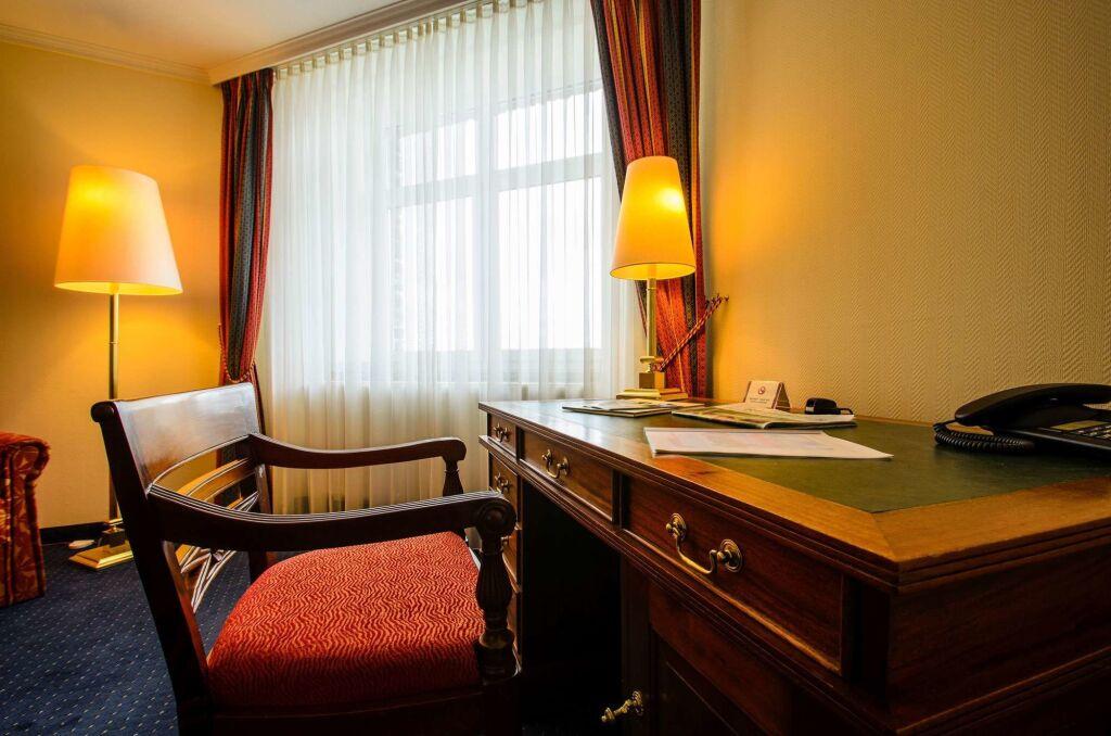 hotel image 13