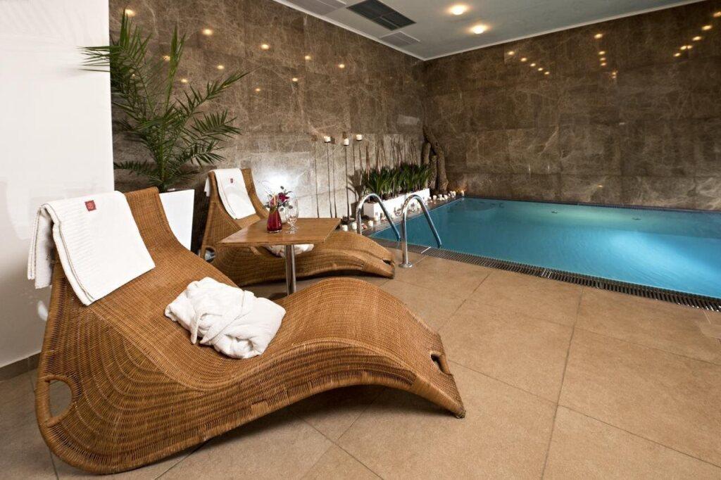 hotel image 12