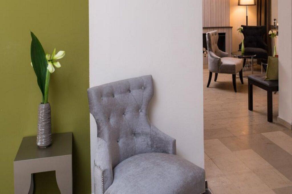 hotel image 13