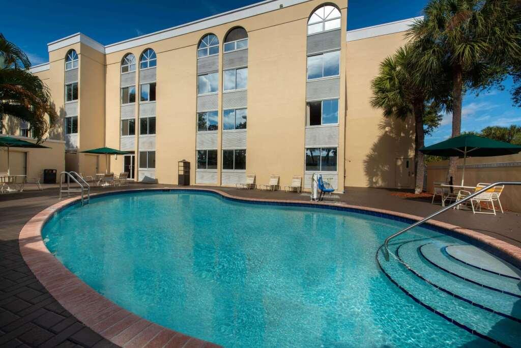 hotel image 12