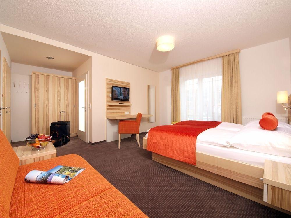 hotel image 11
