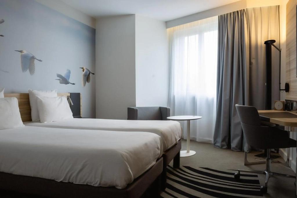 hotel image 13