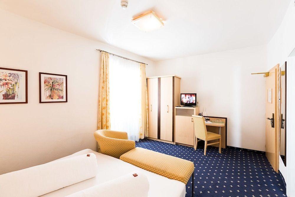 hotel image 36