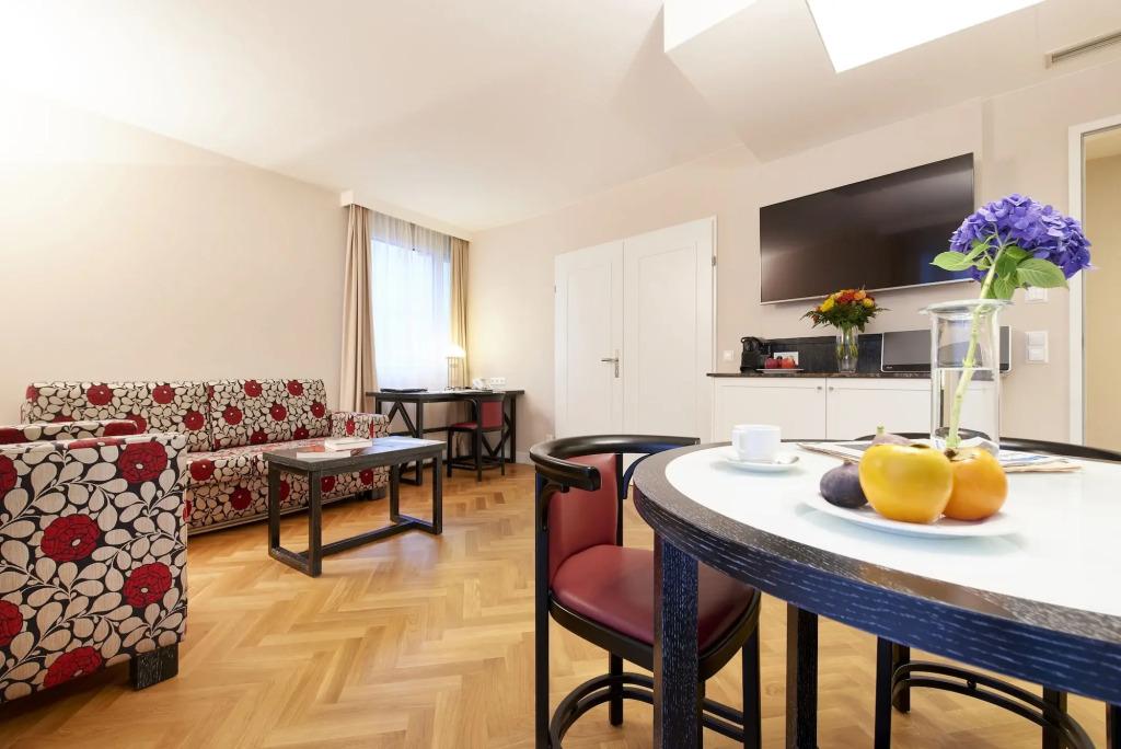 hotel image 13