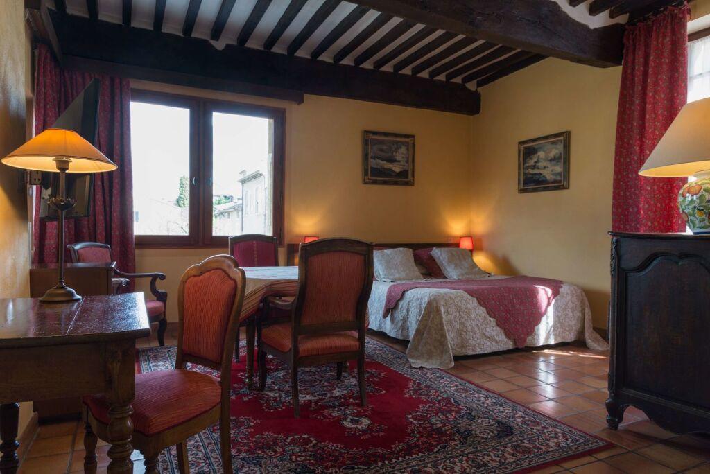hotel image 10