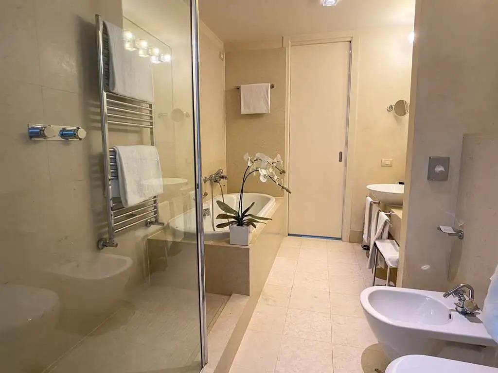 hotel image 43