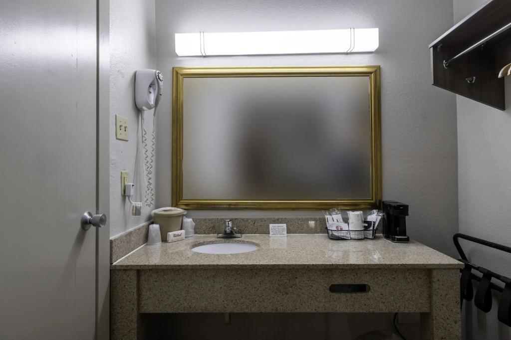 hotel image 16