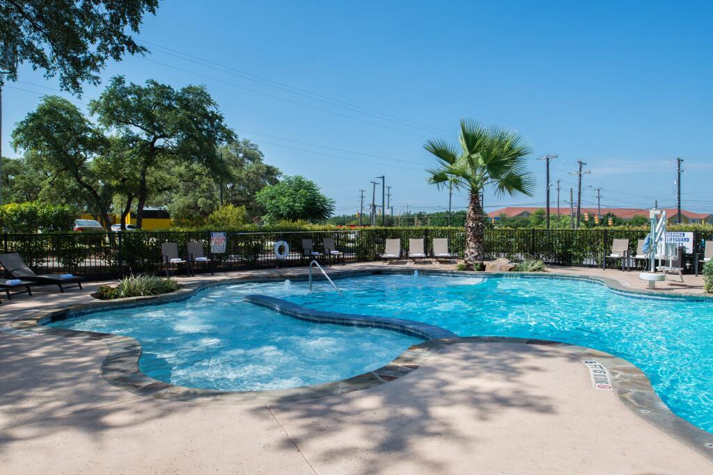 hotel image 39