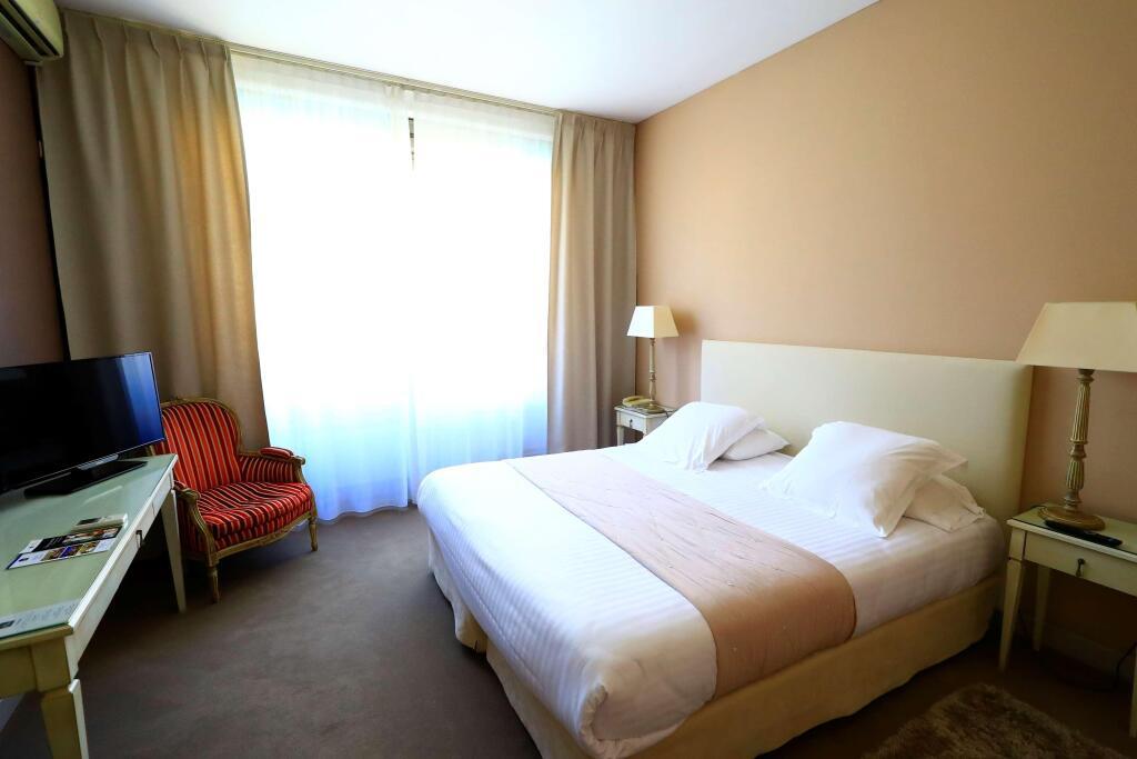 hotel image 13