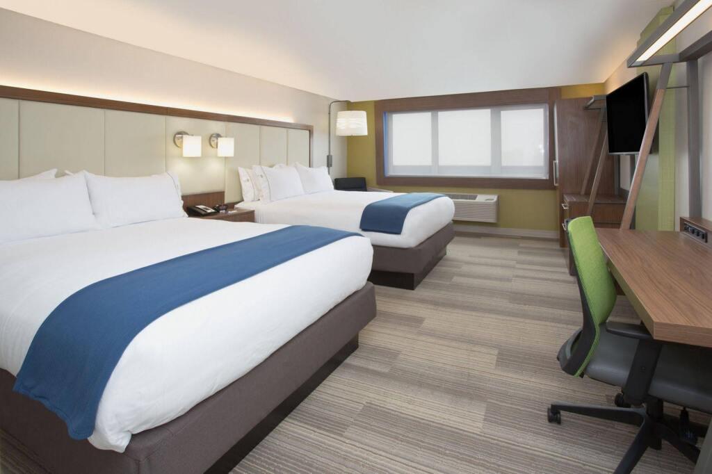hotel image 12