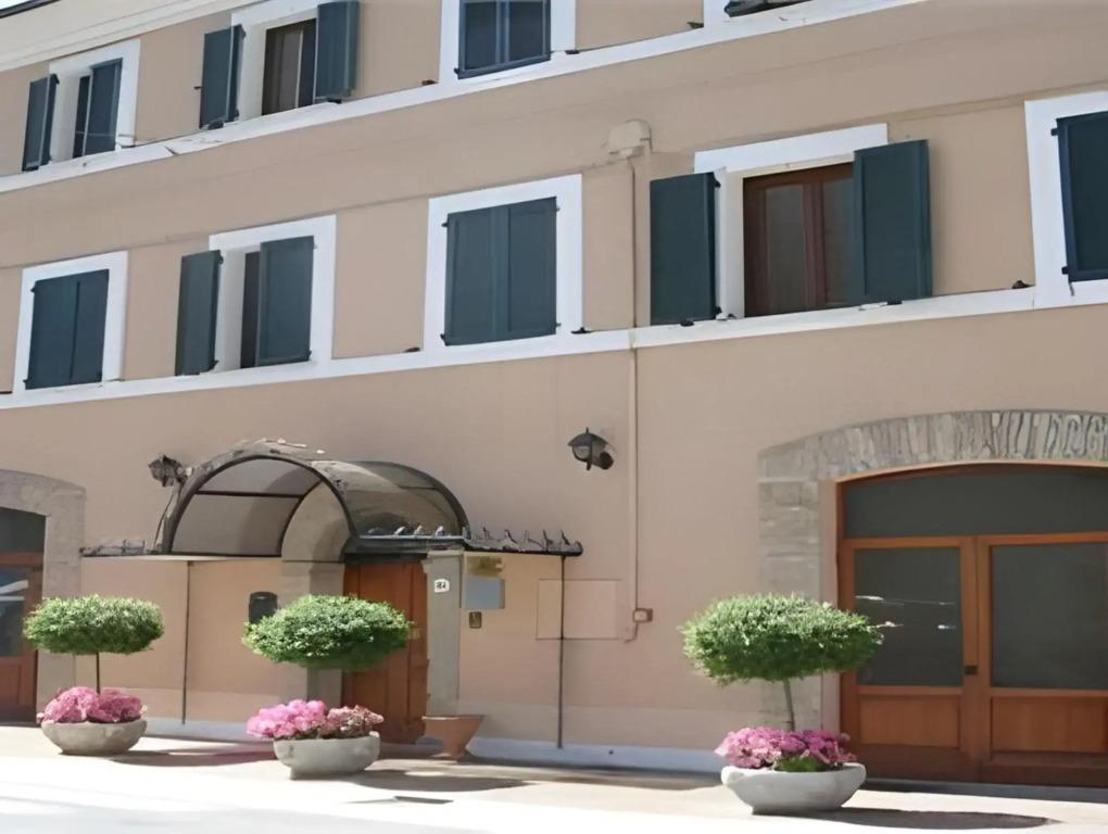 hotel image 8