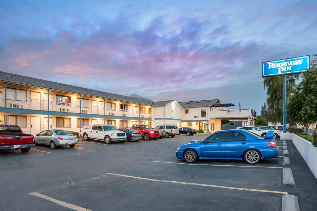 hotel image 8