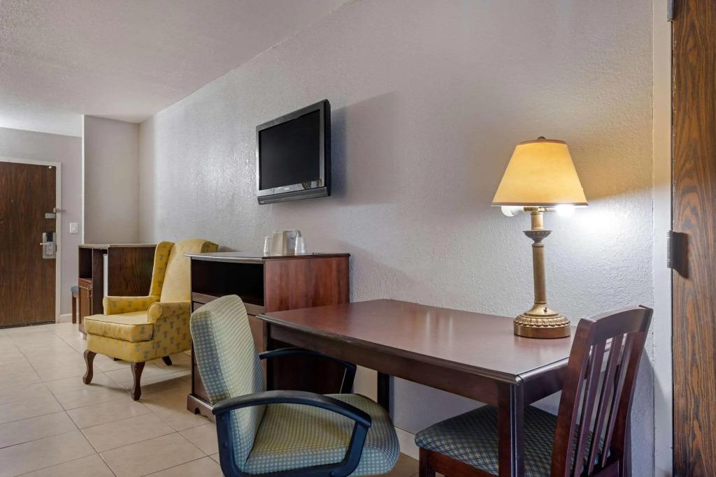 hotel image 11