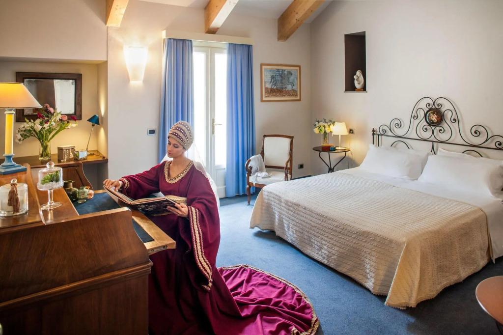 hotel image 13