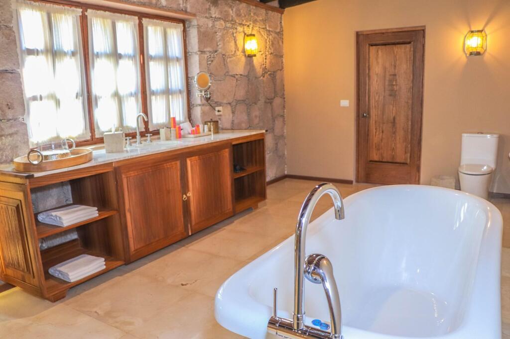 hotel image 16