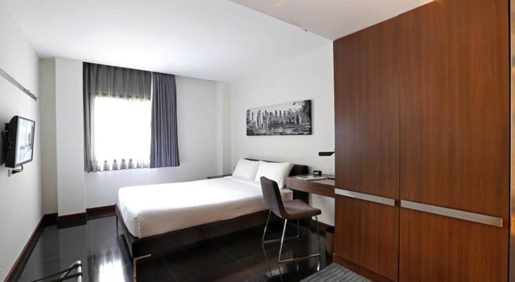 hotel image 12