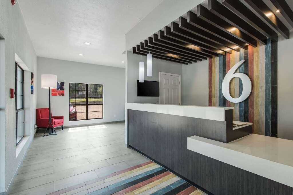 hotel image 11