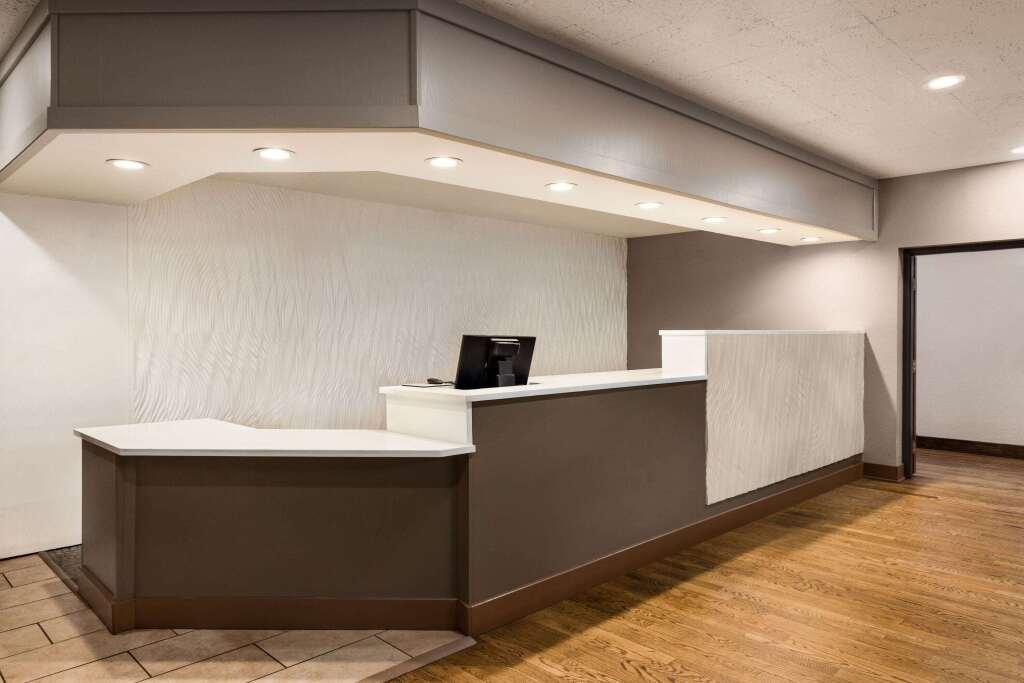hotel image 10