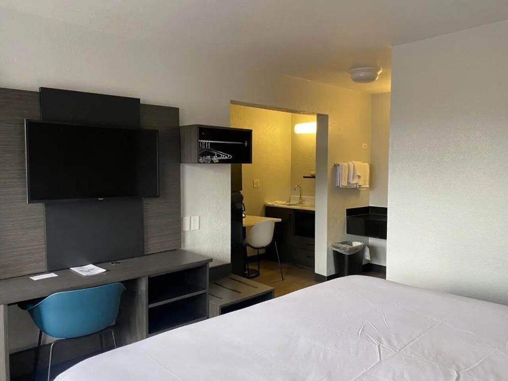 hotel image 8