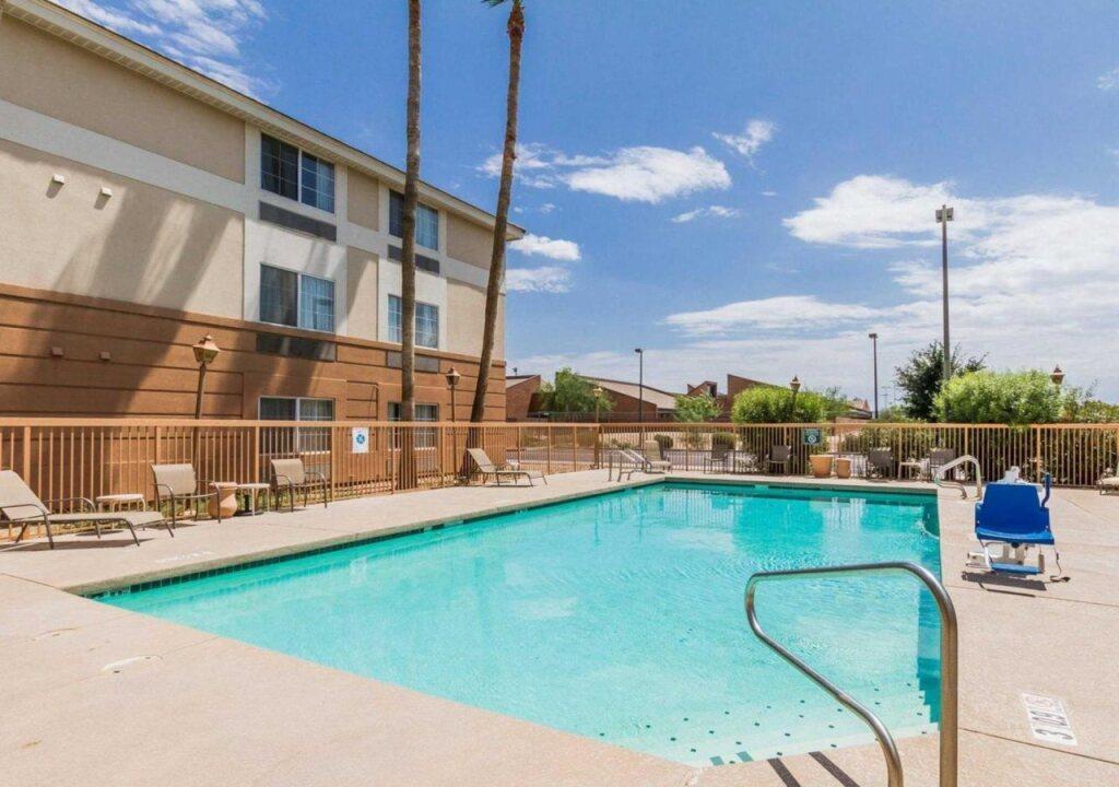 hotel image 10