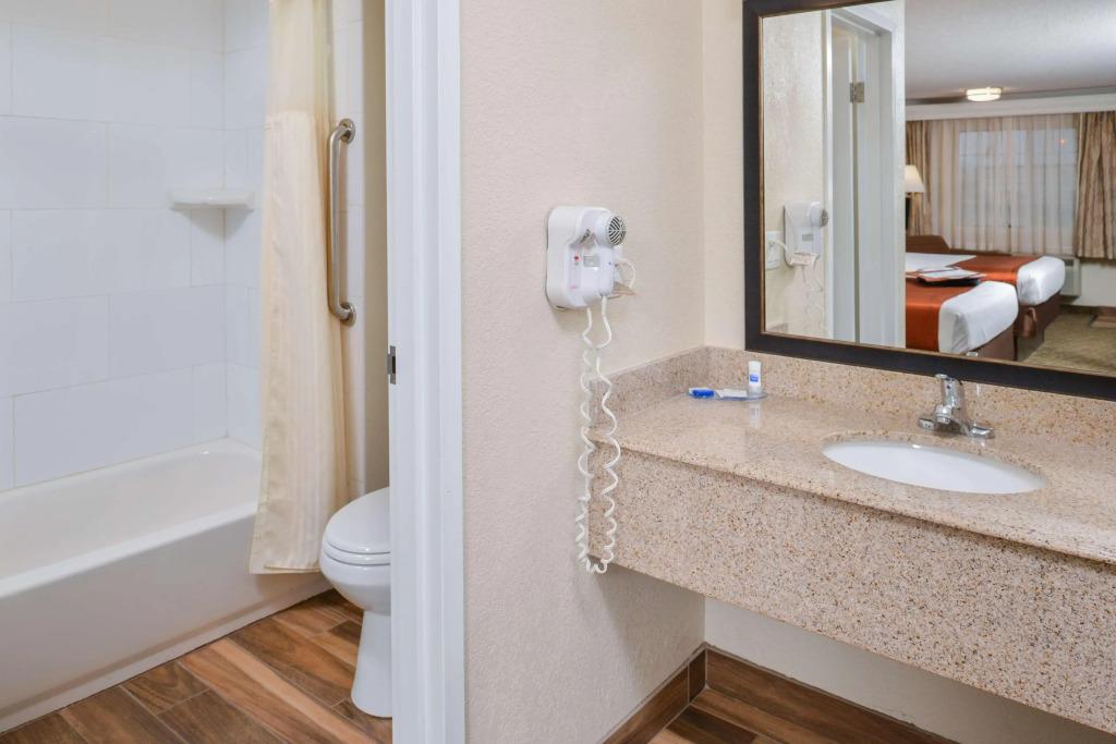 hotel image 16