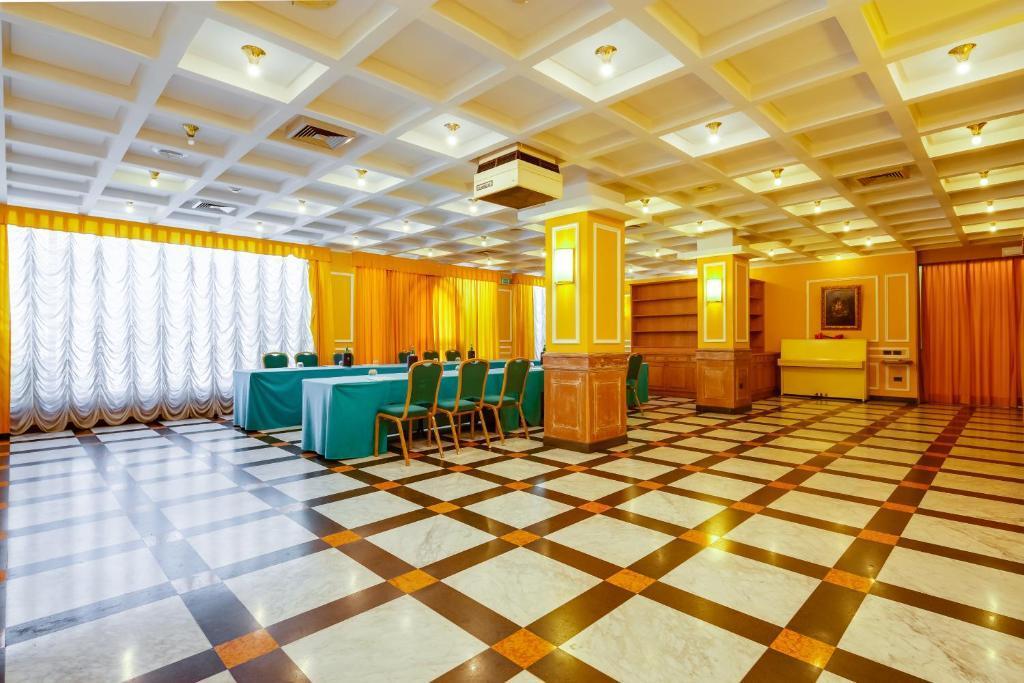 hotel image 18