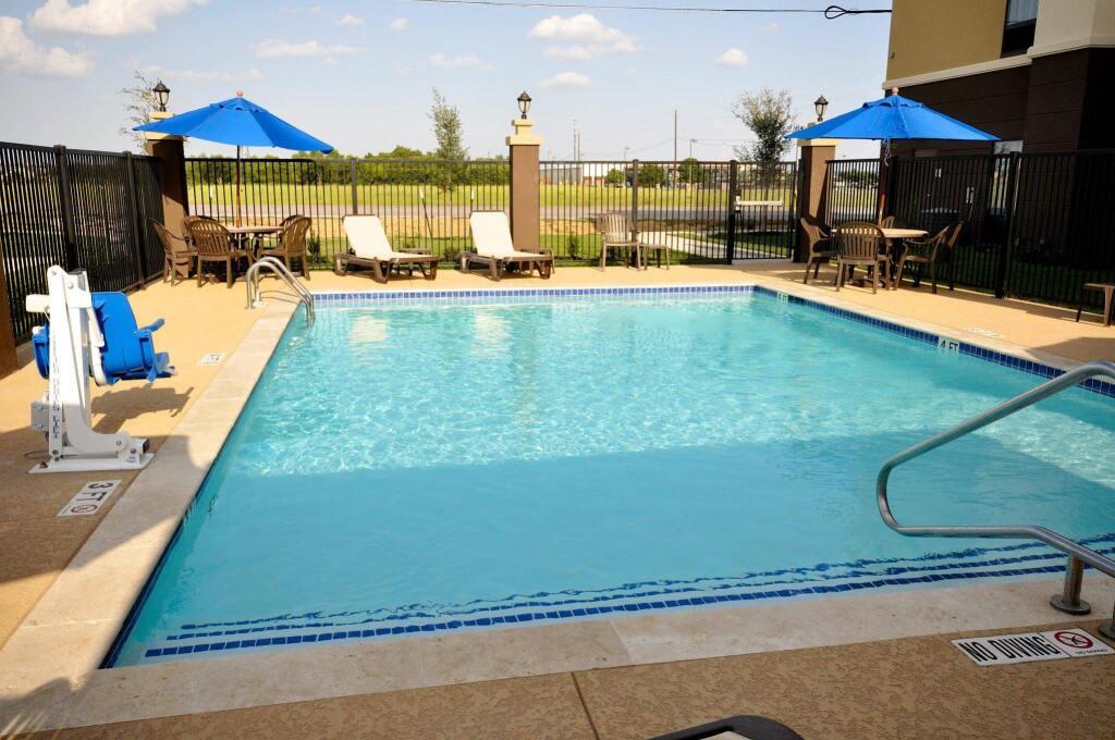 hotel image 12
