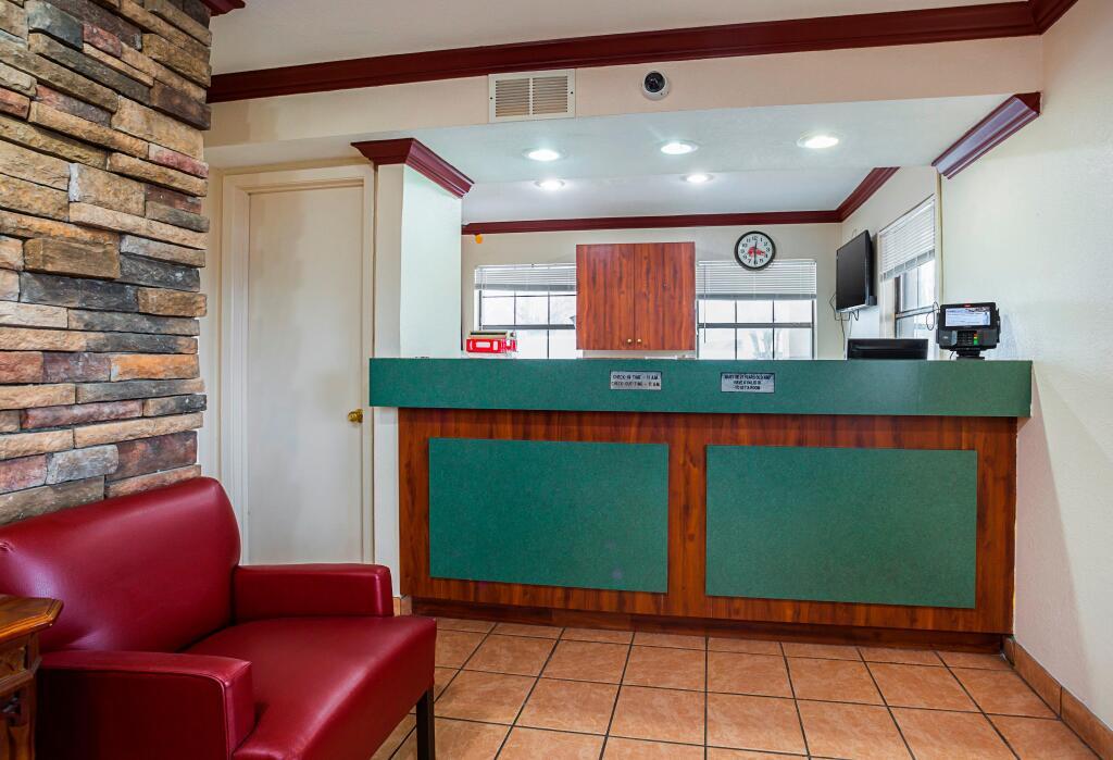 hotel image 8