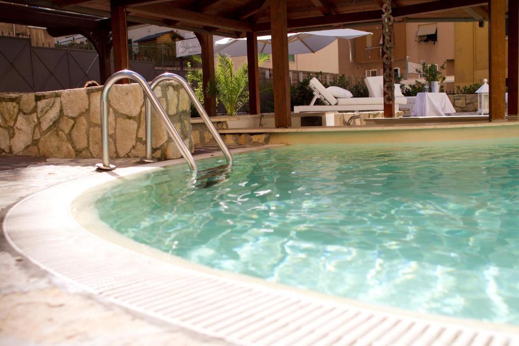 hotel image 9