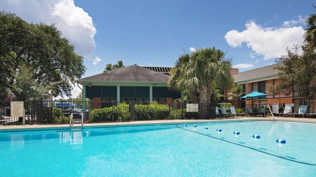 hotel image 8