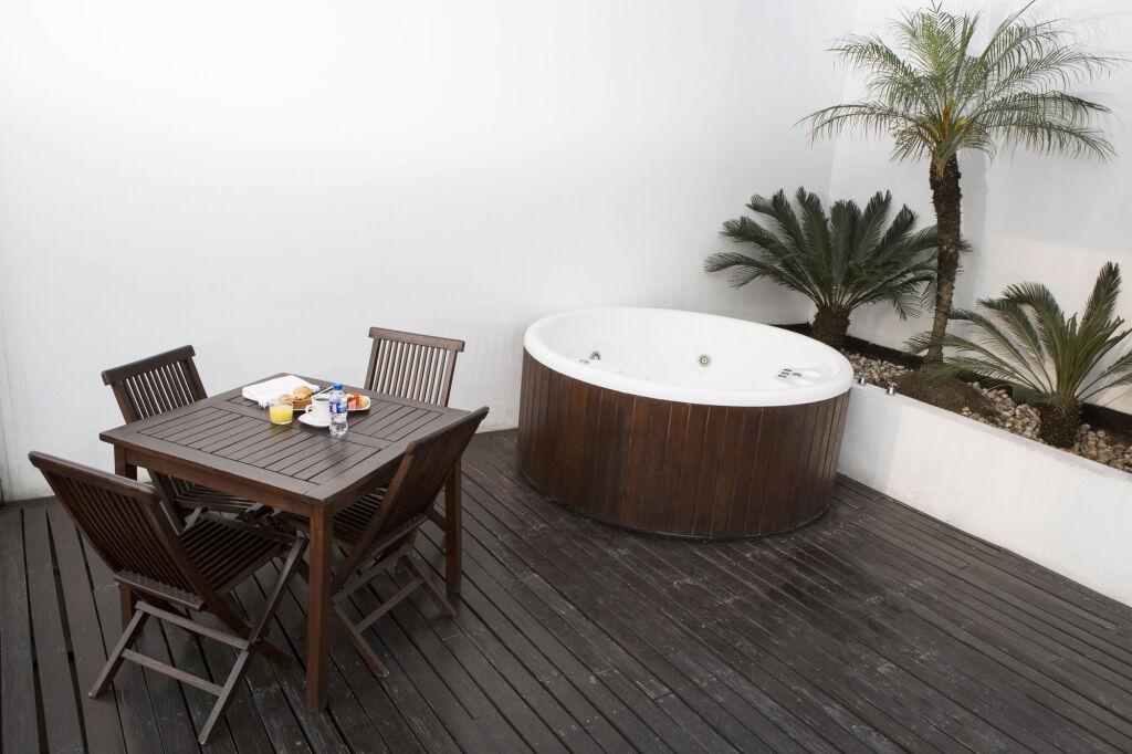 hotel image 8