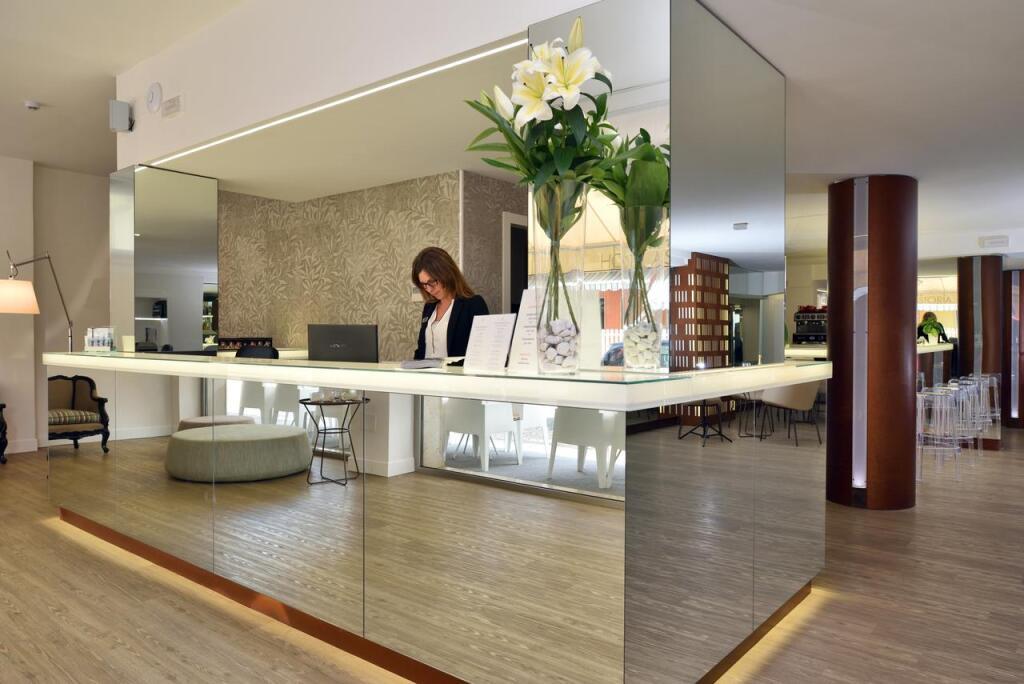 hotel image 12