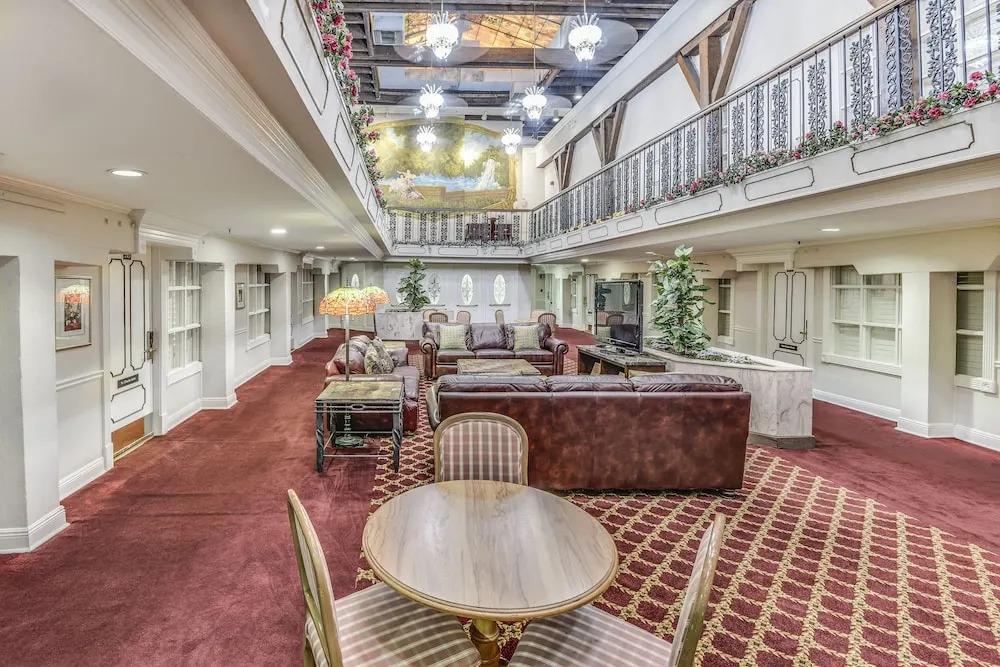 hotel