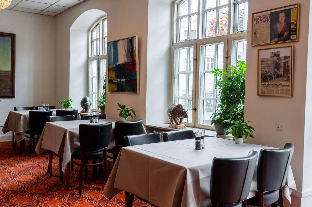 hotel image 12