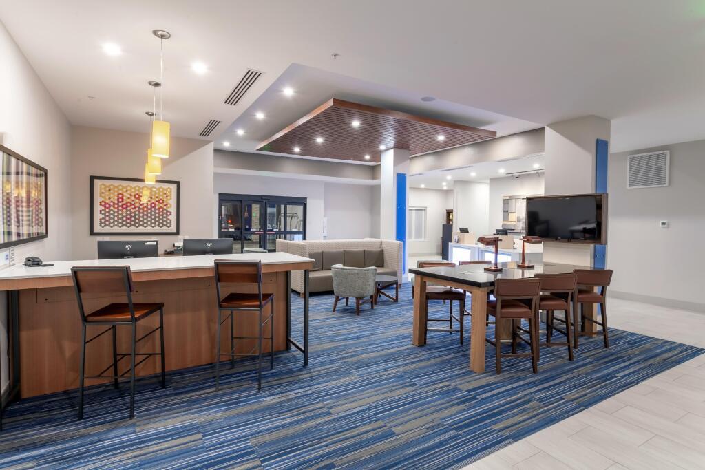 hotel image 12