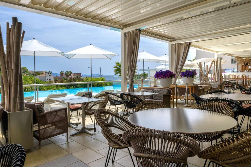 hotel image 10