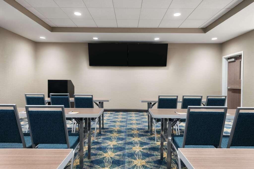 hotel image 16