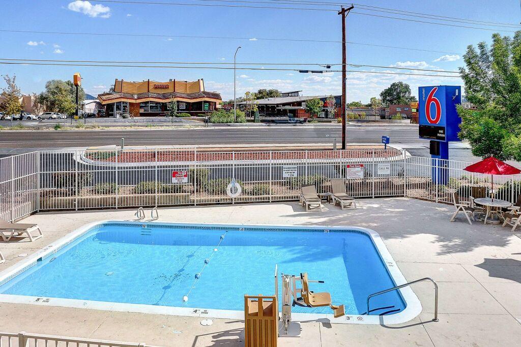 hotel image 11