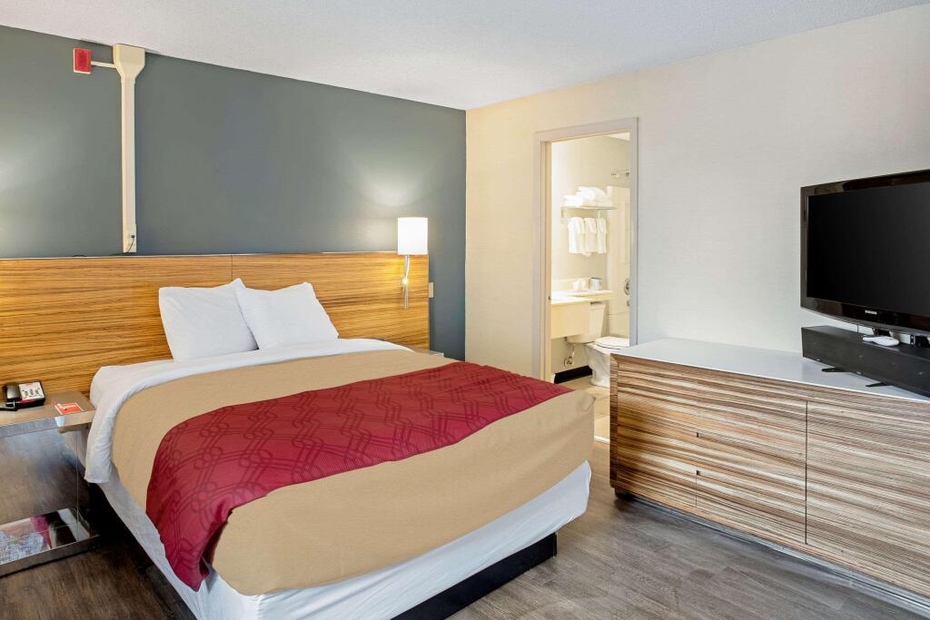 hotel image 10