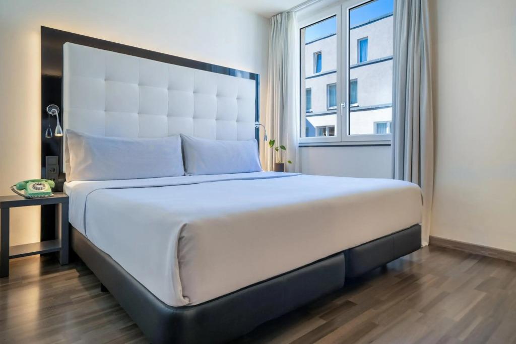 hotel image 12