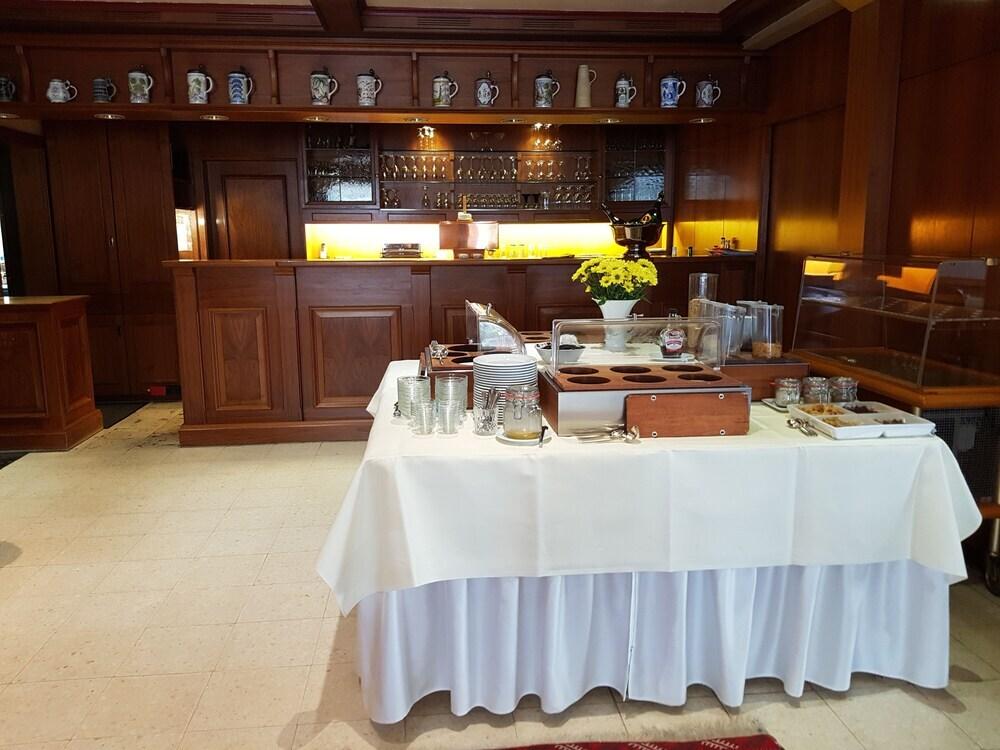 hotel image 10
