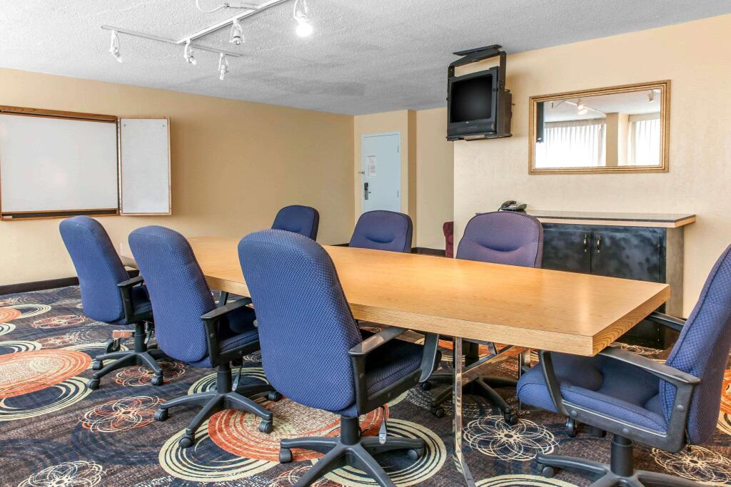 hotel image 13