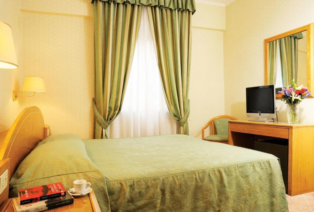 hotel image 16