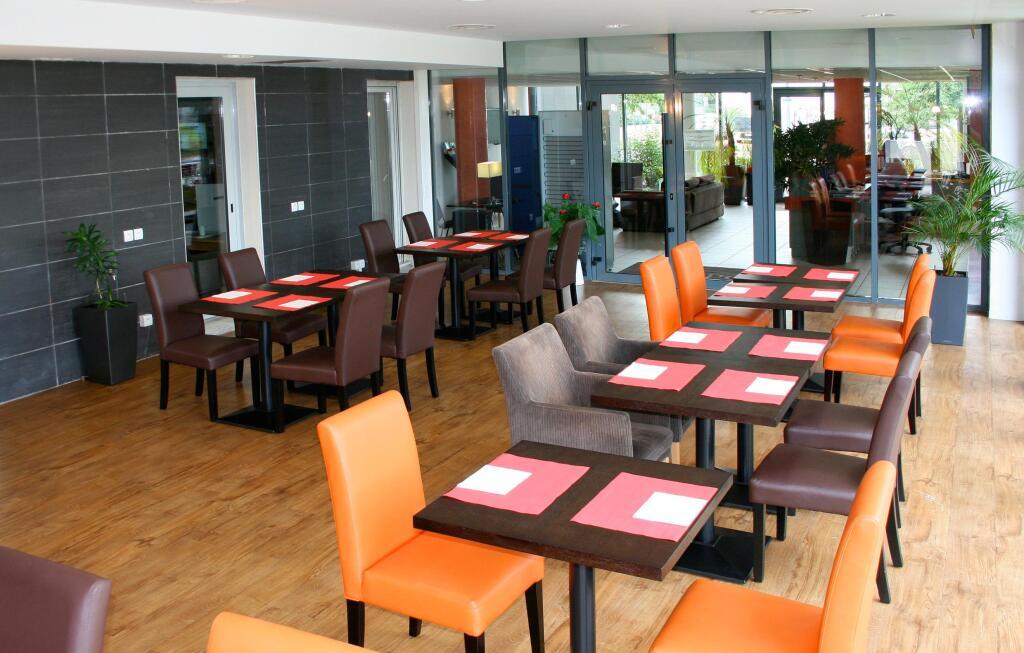 hotel image 9