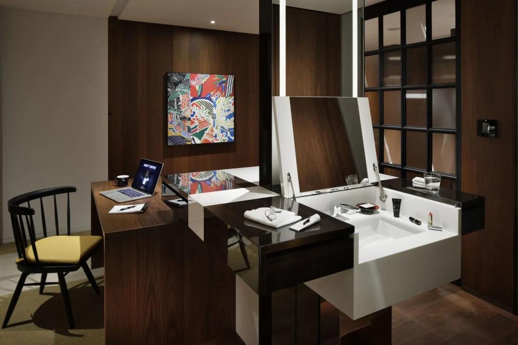 hotel image 12