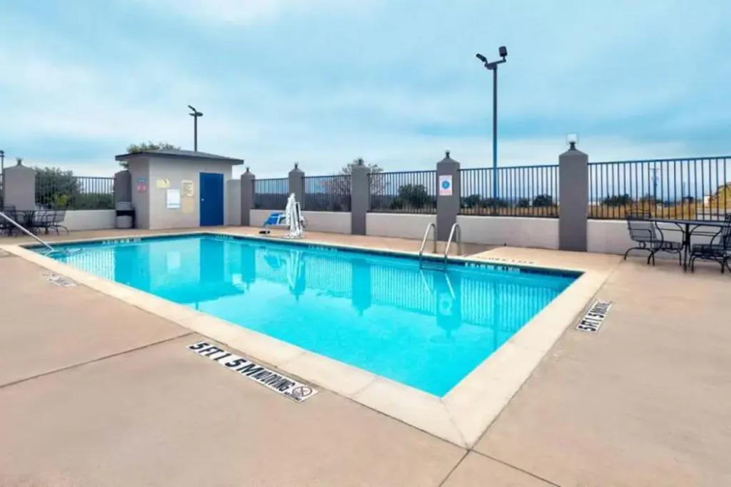 hotel image 8
