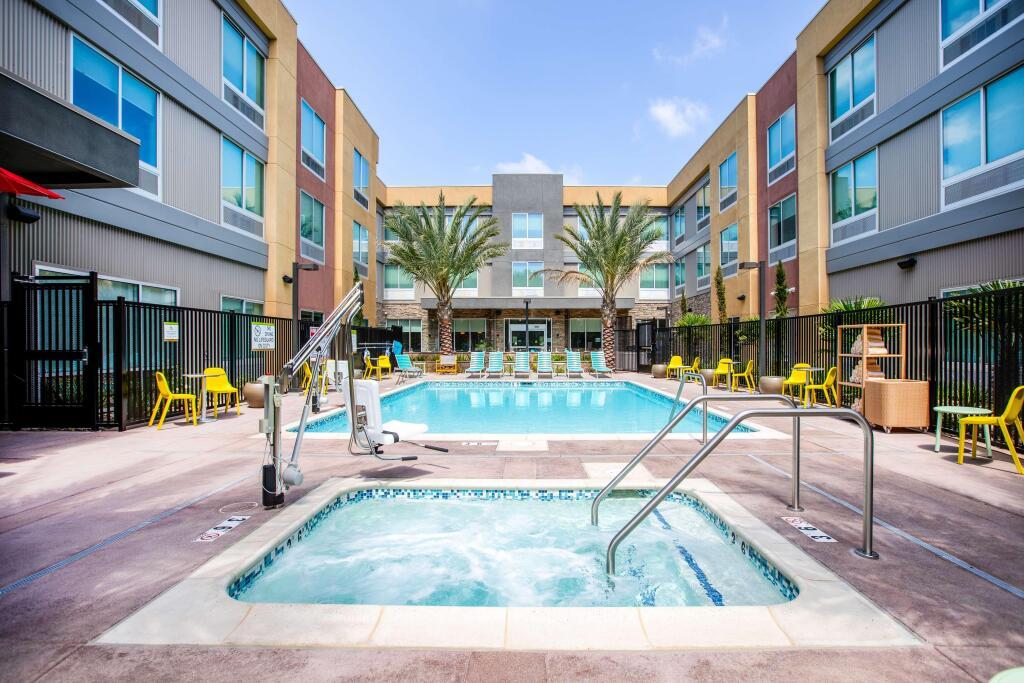 hotel image 9