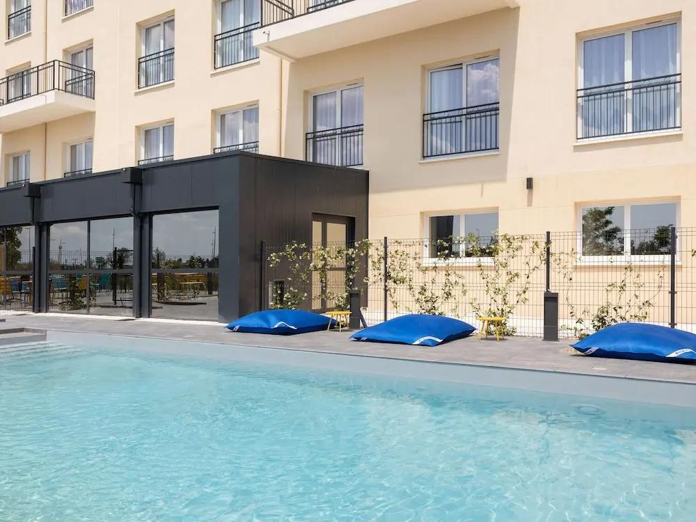 hotel image 10